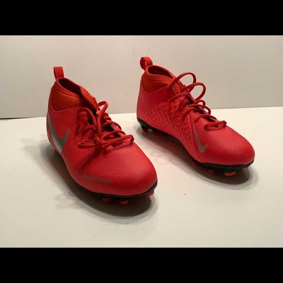 Nike Other - Nike soccer cleats PHANTOMSN